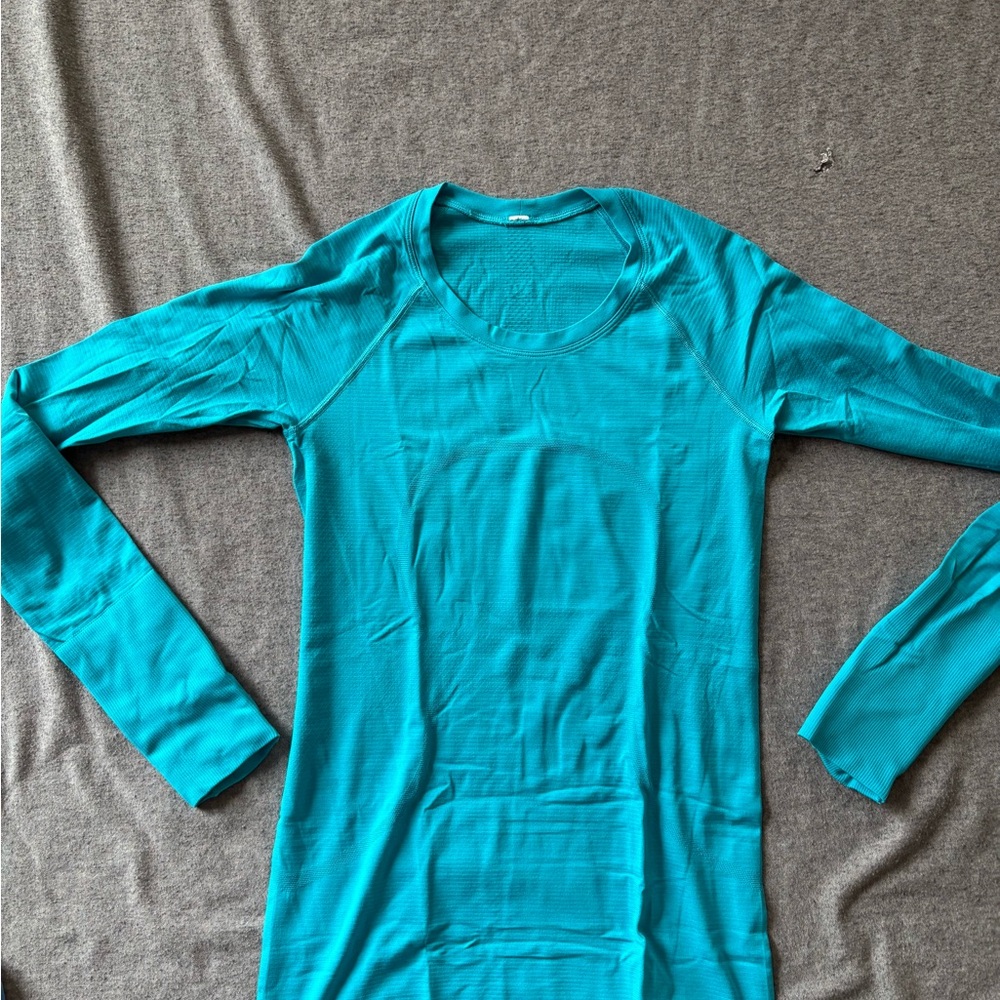 Lululemon Turquoise Ride Long Sleeve Swiftly Top, 6